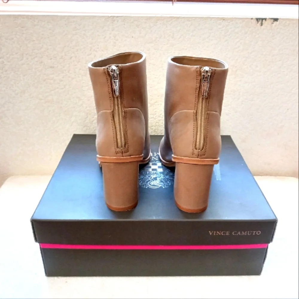 Vince Camuto